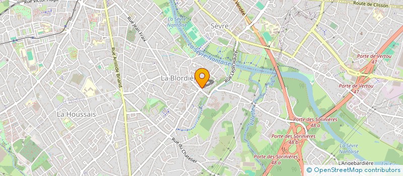 localisation de l'entreprise 879 638 781 à REZE