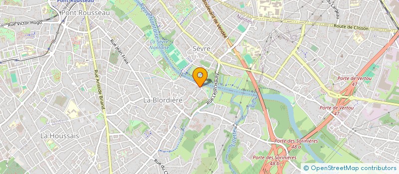 localisation de l'entreprise EF INVESTISSEMENT  REZE