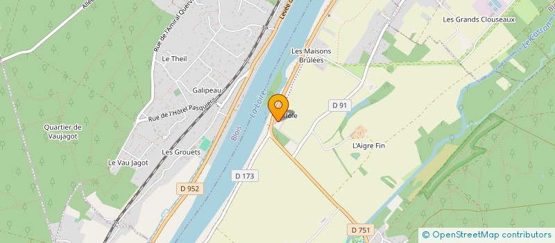 localisation de l'entreprise HOLDING FIRST  CHAILLES