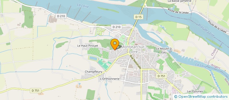 localisation de l'entreprise HOLDING SR  MAUGES-SUR-LOIRE