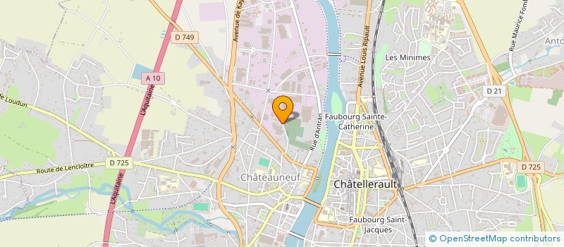 localisation de l'entreprise LA FEMME QUI AIMAIT LES FILMS  CHATELLERAULT