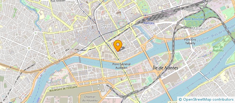 localisation de l'entreprise LES 13 LUNES à NANTES