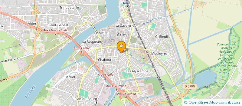 localisation de l'entreprise LES 2 ROSES  ARLES