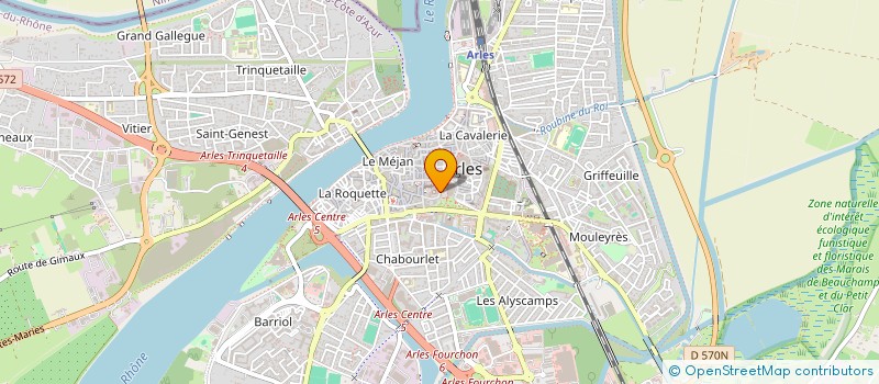 localisation de l'entreprise LES AMIS DE SAINT TROPHIME à ARLES