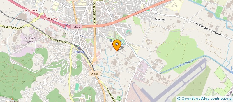 localisation de l'entreprise LES ECURIES D'OLBIA à HYERES