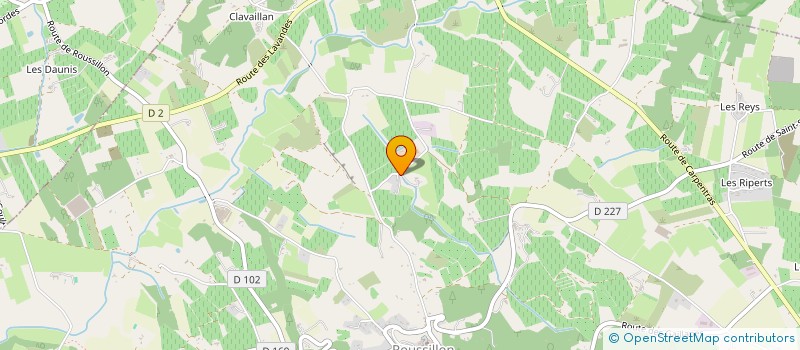 localisation de l'entreprise LES ESQUEYRADES  ROUSSILLON