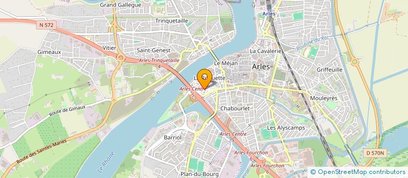 localisation de l'entreprise LES P'TITS LOUPS DE LA ROQUETTE à ARLES