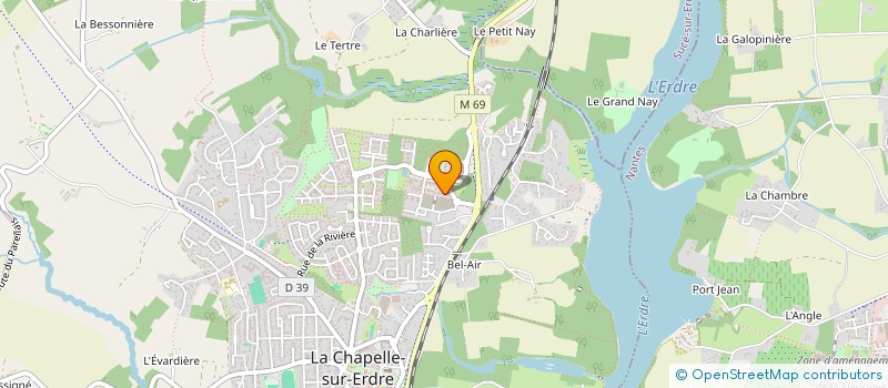 localisation de l'entreprise LES PETITS QUENIAUX à LA CHAPELLE-SUR-ERDRE