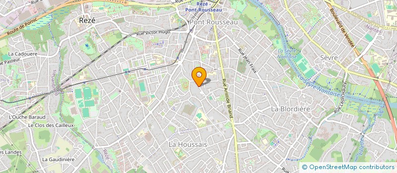 localisation de l'entreprise LUCIE ROULAND  REZE