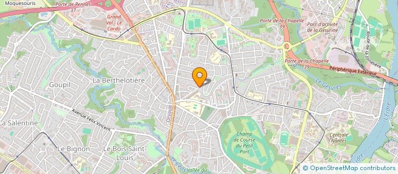 localisation de l'entreprise LUCIENNE T à NANTES