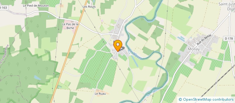 localisation de l'entreprise M ET MME DEROUET  LE COUDRAY-MACOUARD