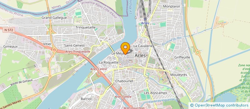 localisation de l'entreprise MADAME AURELIE JACQUET  ARLES