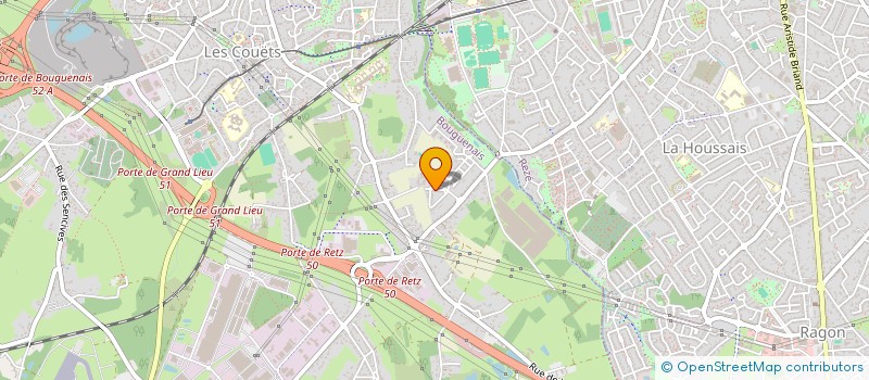 localisation de l'entreprise MADAME AURORE BEKHAIRNIA  BOUGUENAIS