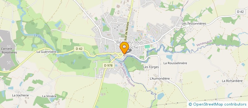 localisation de l'entreprise MADAME AURORE THUAULT  BEAULIEU-SOUS-LA-ROCHE