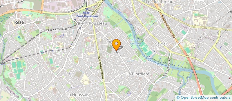 localisation de l'entreprise MADAME CECILE RIEU à REZE