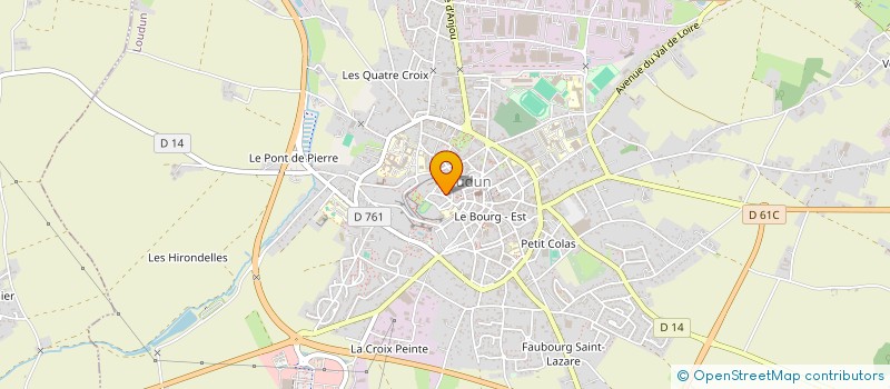 localisation de l'entreprise MADAME CHRISTINE POYNTON  LOUDUN