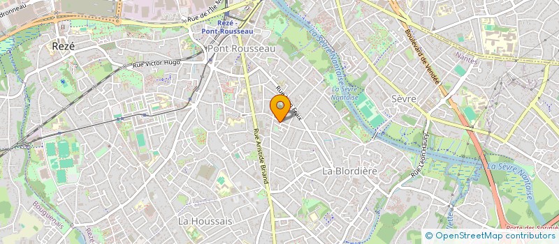 localisation de l'entreprise MADAME CINDY THOMAS  REZE