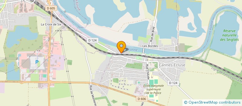 localisation de l'entreprise MADAME CORALYNE POUTEAU  CANNES-ECLUSE