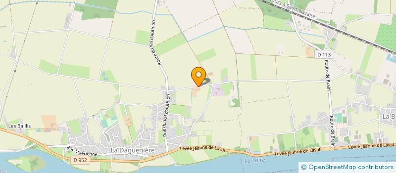 localisation de l'entreprise MADAME EVELYNE MARTIN  LOIRE-AUTHION