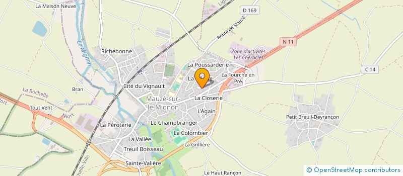 localisation de l'entreprise MADAME JULIE MESNIL  MAUZE-SUR-LE-MIGNON