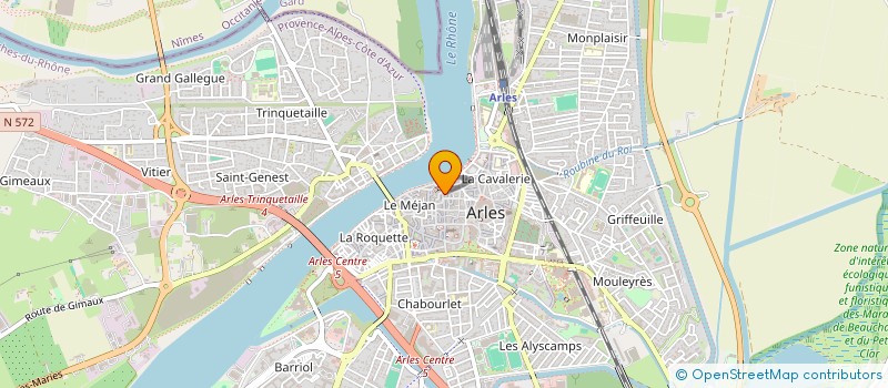 localisation de l'entreprise MADAME LAETITIA FERAUD à ARLES