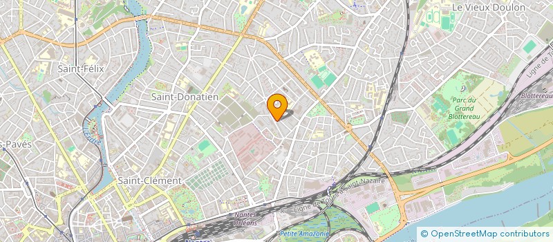 localisation de l'entreprise MADAME LAURA DERVAL  NANTES