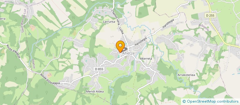 localisation de l'entreprise MADAME LAURA JACQUET  AHETZE