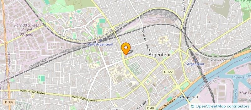 localisation de l'entreprise MADAME LAURA ROGER  CHAMBOURCY