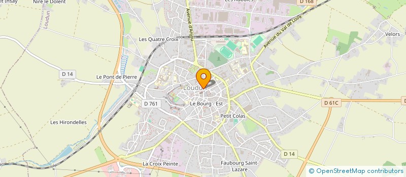 localisation de l'entreprise MADAME LAURE COUPEY à CHALAIS