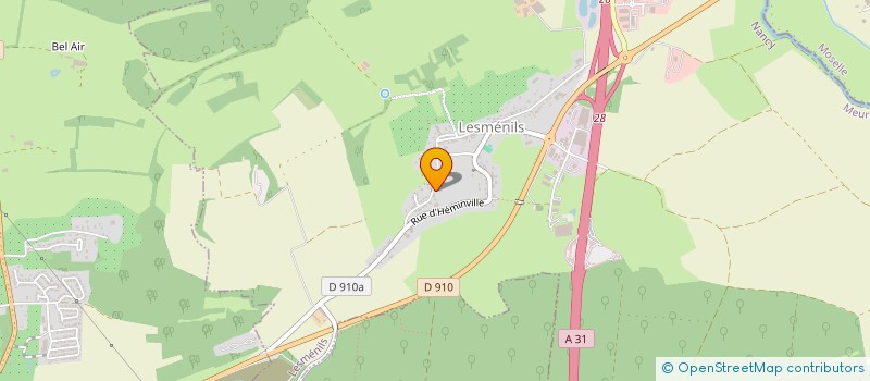 localisation de l'entreprise MADAME LESLIE HUBERT  LESMENILS