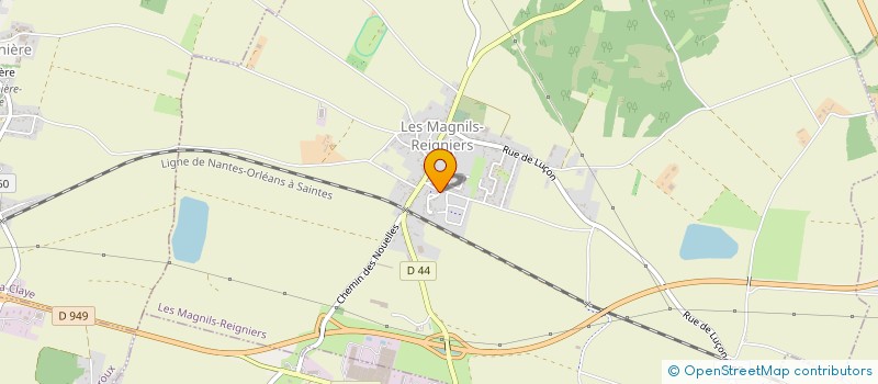 localisation de l'entreprise MADAME RAYMONDE SAVIGNAN  LES MAGNILS-REIGNIERS