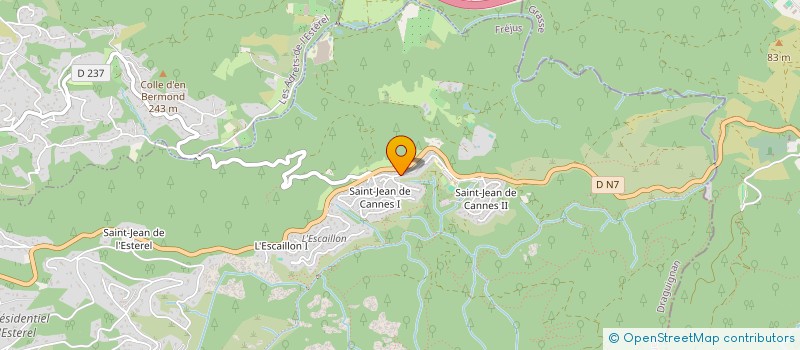 localisation de l'entreprise MADAME SANDRINE COUDERC à FREJUS