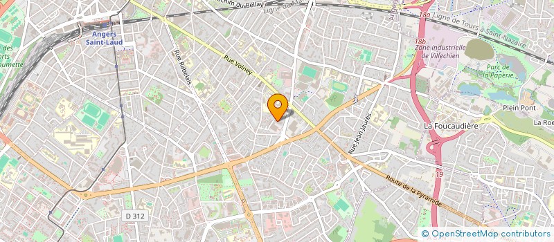 localisation de l'entreprise MADAME SARAH ROUSSELOT à ANGERS