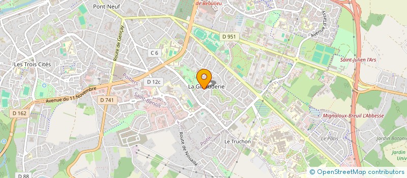 localisation de l'entreprise MADAME SOPHIA HOYLE à POITIERS