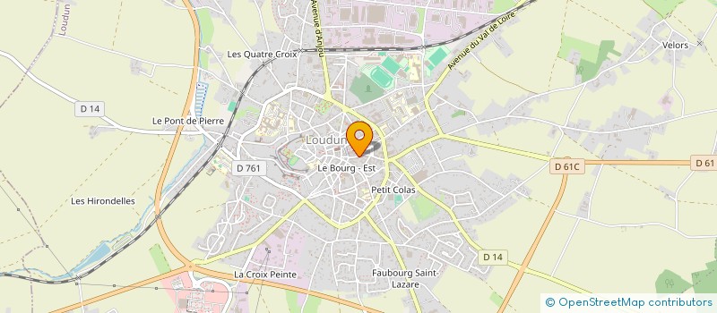 localisation de l'entreprise MADAME SUZANNE GANIACHE  LOUDUN