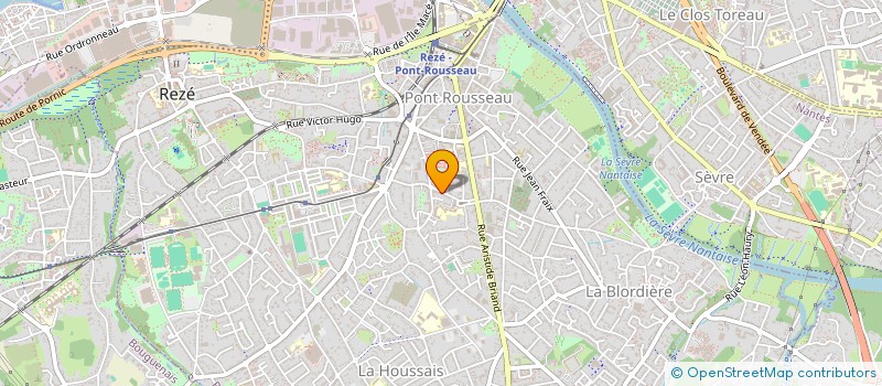 localisation de l'entreprise MADAME TIPHAINE BREDEKA  REZE