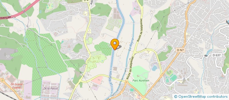 localisation de l'entreprise MADAME VERONIQUE SACQUEPEY à FREJUS