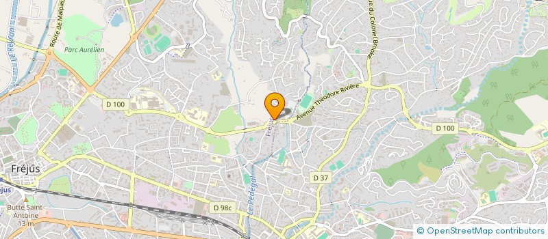 localisation de l'entreprise MADAME VERONIQUE WARRANT à FREJUS