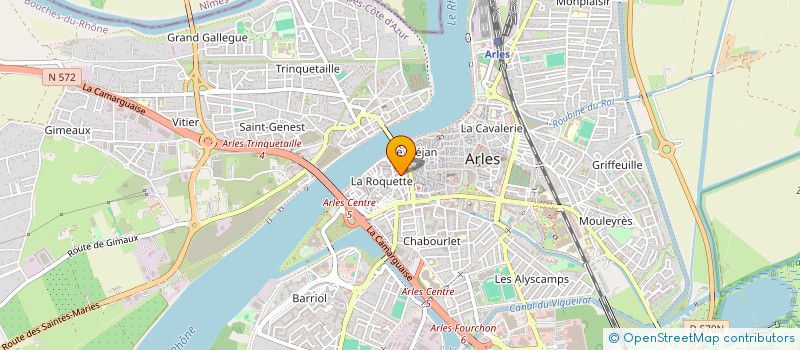 localisation de l'entreprise MADAME VIOLENE RIEFOLO  ARLES