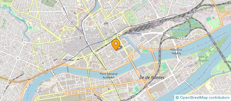 localisation de l'entreprise MADAME YOHANNA LAUR à NANTES