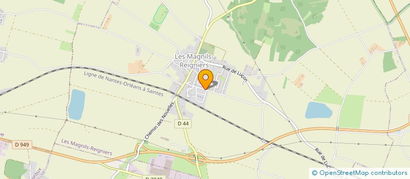 localisation de l'entreprise MONSIEUR DENIS MORVILLEZ  LES MAGNILS-REIGNIERS