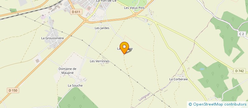 localisation de l'entreprise MONSIEUR FREDERIC VIERFOND  LUSIGNAN