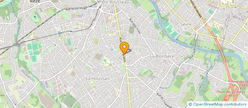 localisation de l'entreprise MONSIEUR JEAN FLORES  REZE