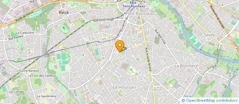 localisation de l'entreprise MONSIEUR JULIEN BERNIER  REZE