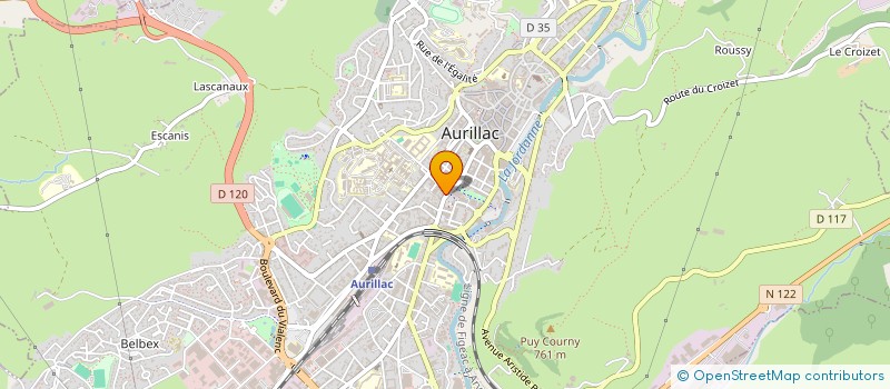 localisation de l'entreprise MONSIEUR NATHAN DOMAIN à AURILLAC