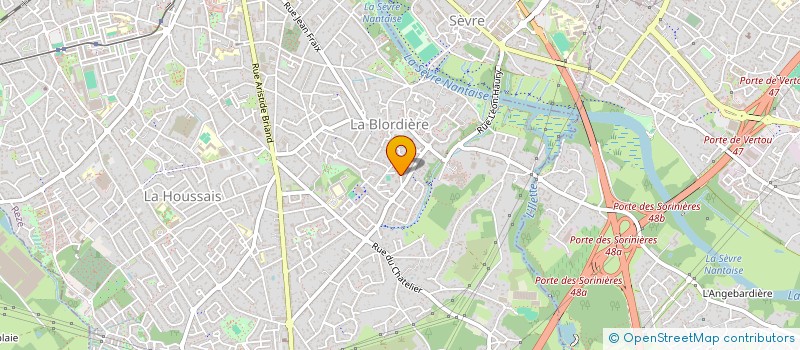 localisation de l'entreprise MONSIEUR WILFRIED MAKRE  REZE