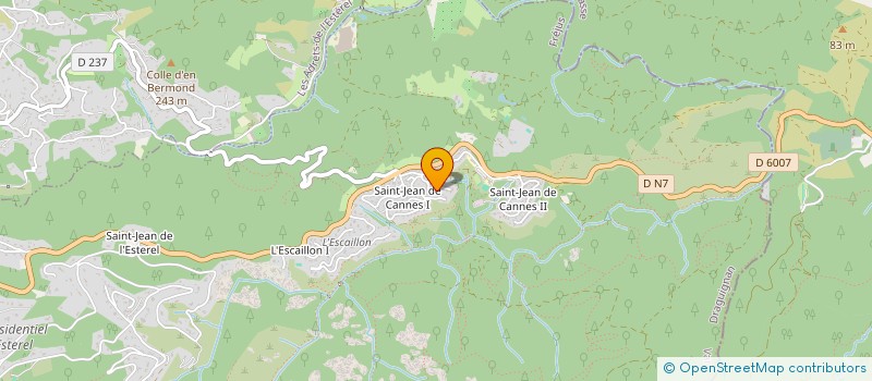 localisation de l'entreprise MONSIEUR YANN DELEVACQUE à FREJUS