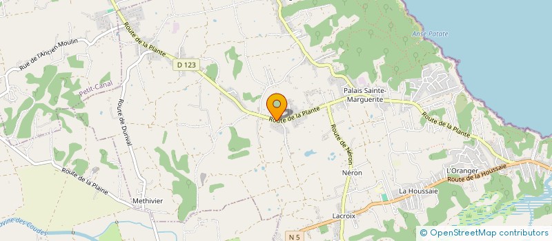 localisation de l'entreprise ON PAS DOUVAN + à LE MOULE