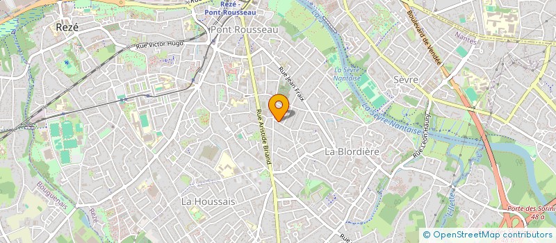 localisation de l'entreprise THEOREME HOLDING à REZE